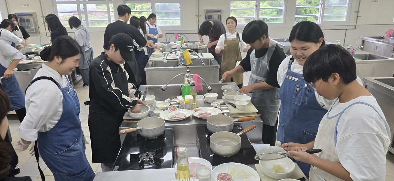 중학생 눈높이 맞는 학과 체험으로 직업계고 우수성 알린다